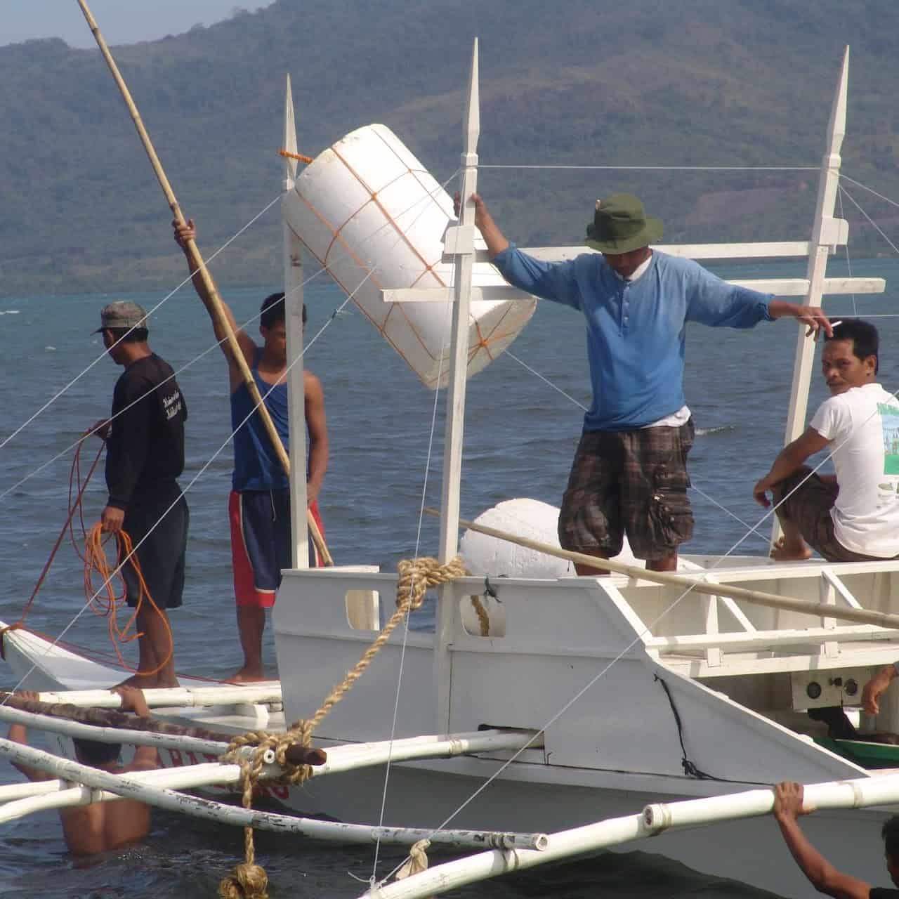 Mooring buoy installation in Villa Paz